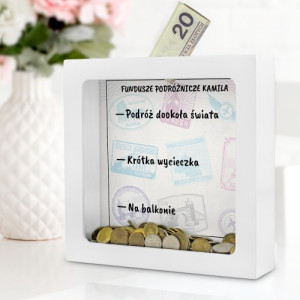 Skarbonka drewniana z nadrukiem dla podróżnika - Fundusze podróżnicze