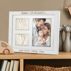 Ramka 3D z odlewem gipsowym i grawerem - Metryczka
