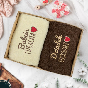 Komplet ręczników z haftem (50 x 100) dla babci i dziadka - Doskonali