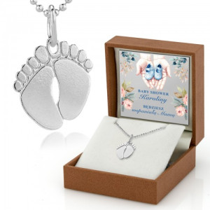 Naszyjnik srebrny z zawieszką stópki pr. 925 na baby shower - Ślad maluszka