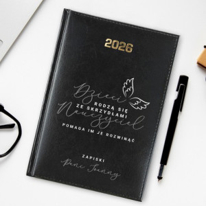 Kalendarz na 2026 z nadrukiem dla nauczyciela - Dzieci mają skrzydła