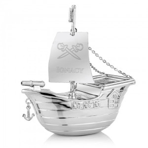 Skarbonka z grawerem statek piracki na komunię dla chłopca - Mały odkrywca