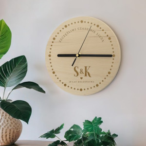 Zegar drewniany z grawerem na 20 rocznicę ślubu - Szczęśliwi