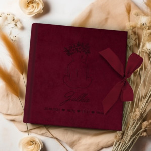 Album na zdjęcia welurowy z grawerem dla dziecka - Bieg wydarzeń