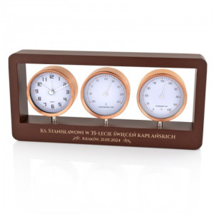 Stacja pogodowa z grawerem na 35-lecie kapłaństwa - Znak czasów