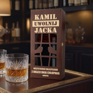 Skrzynka na whisky z grawerem dla chłopaka - Uwolnij Jacka