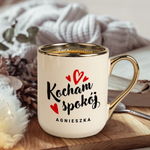 Kubek do kawy ze złotym uchem z nadrukiem dla niej - Święty spokój