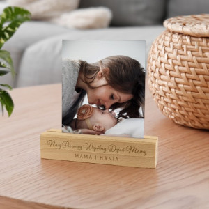 Statuetka ze zdjęciem 10x15 cm i grawerem dla mamy - Pierwszy Dzień Mamy