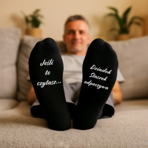Śmieszne skarpetki męskie czarne z nadrukiem dla dziadka - Odpoczynek