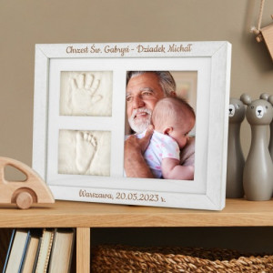 Ramka 3D z odlewem gipsowym z grawerem na chrzest - Wnusia