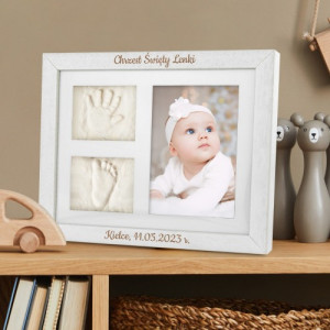 Ramka 3D z odlewem gipsowym na chrzest dla dziewczynki - Pierwszy krok