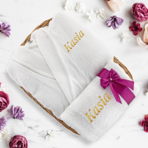 Szlafrok damski L i ręcznik kąpielowy z haftem dla niej - Odpoczynek
