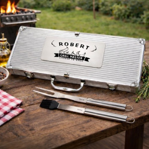 Zestaw akcesoriów do grilla z grawerem dla niego - Grill master