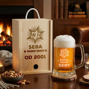 Kufel do piwa w skrzynce z grawerem na urodziny - Wybornie