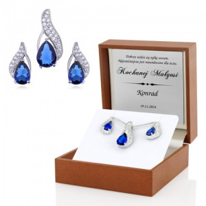 Komplet biżuterii srebrnej: wisiorek + kolczyki w etui z grawerem - Z serca