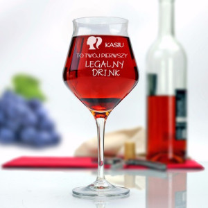 Kieliszek do wina na 18 urodziny z grawerem - Dozwolone
