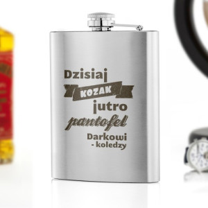 Piersiówka z grawerem na wieczór kawalerski - Pantofel