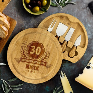 Deska do serów z grawerem na 30 urodziny - Doskonałe urodziny