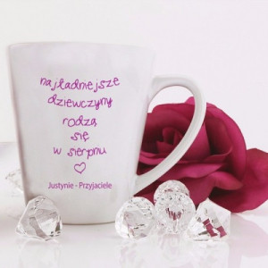 Kubek z nadrukiem na urodziny - Urodzona w sierpniu