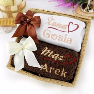 Zestaw ręczników z haftem dla pary - Mąż i żona