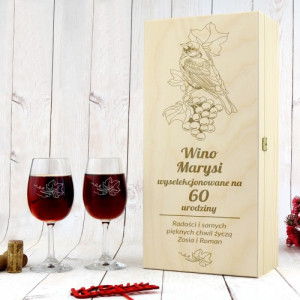 Skrzynka na wino z kieliszkami i grawerem - Dla Niej