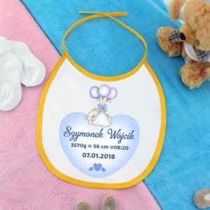 Śliniaczek z nadrukiem metryczki dla chłopczyka - Bociankowe