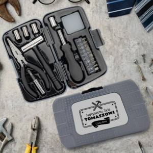 Zestaw narzędzi w skrzynce (19 el.) z grawerem dla taty - Tata naprawi
