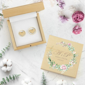 Pudełko na obrączki z imionami pary młodej - Wianek róż