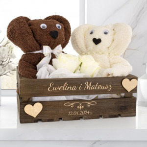 Zestaw ręczników w skrzynce z grawerem - Zakochane misie