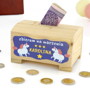 Skarbonka drewniana kuferek z nadrukiem dla dziewczynki - Marzenia