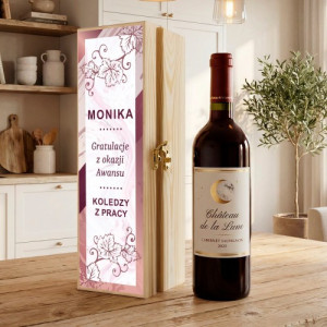 Skrzynka na wino z nadrukiem z okazji awansu - Kobiecy sukces