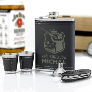 Piersiówka w zestawie z grawerem na prezent dla myśliwego - Król Strzelców