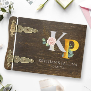 Album na zdjęcia drewniany z nadrukiem na prezent ślubny - Inicjały Ślubne