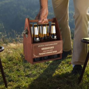 Skrzynka na piwo z grawerem na wieczór kawalerski - Na odejście