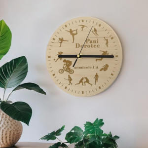 Zegar z grawerem dla nauczyciela wf - Aktywność
