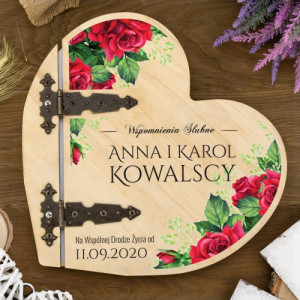 Drewniany album serce z nadrukiem na rocznicę - Wspomnienia Ślubne