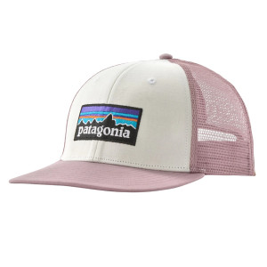 Czapka PATAGONIA P-6 Logo Trucker Hat white w/quiet violet