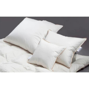 NOTTE Poduszka Bossanova Soft "Dostępna od ręki" 40x40 20% puch gęsi, 80% pierze kremowa