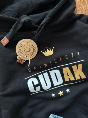 Bluza z kapturem największy cudak