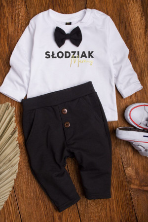 Elegancki komplet dla chłopca z muchą + czarne spodnie