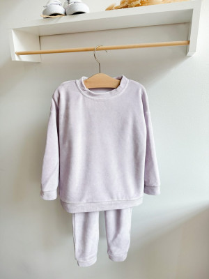 Welurowy komplet dla dziecka kolor liliowy bluza + spodnie