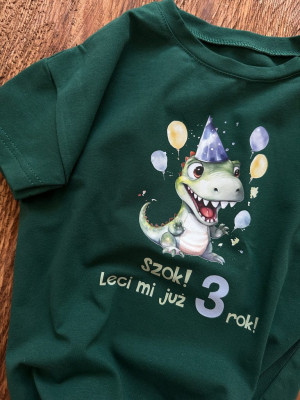 Koszulka dziecięca z nadrukiem urodzinowego dinozaura