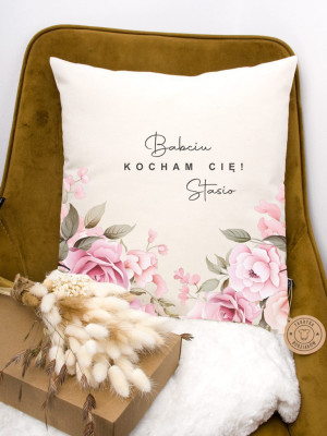 Poduszka z nadrukiem kwiatów Babciu kocham Cię!