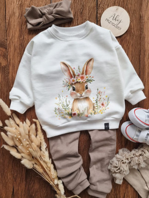 Bluza dziecięca króliczek w wianku na łące