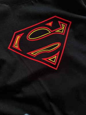 Body niemowlęce kolorowy superman