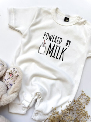 Rampers niemowlęcy powered by milk