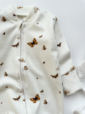 Pajacyk niemowlęcy na suwak ze stópkami boho motyle