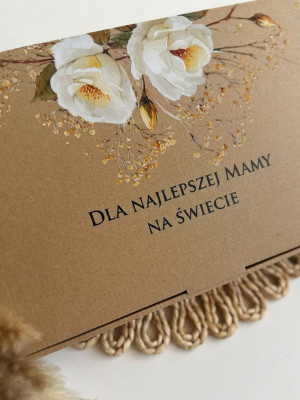 Pudełko na prezent dla najlepszej mamy z nadrukiem kwiatów