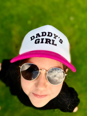 Różowa czapka z daszkiem dla dziecka daddy's girl