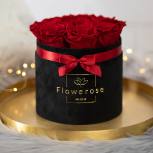 Ciemnoczerwone wieczne róże czarny flowerbox VELVET M